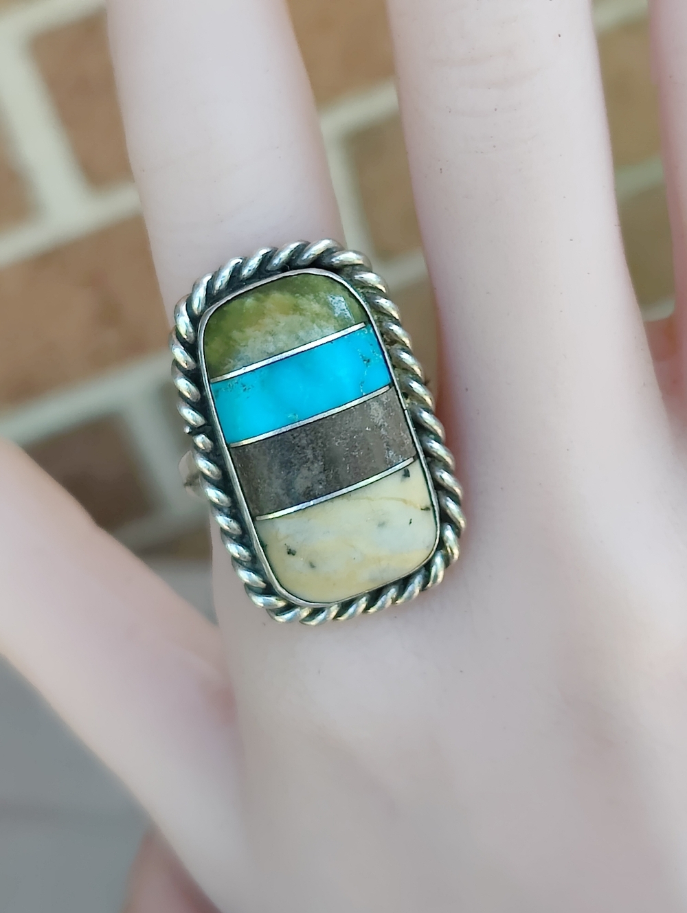 Antique Sterling Silver Navajo Stone Ring - Picture 5 of 7